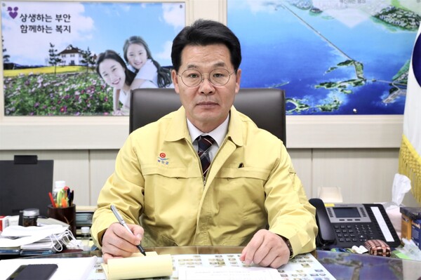 권익현 부안군수