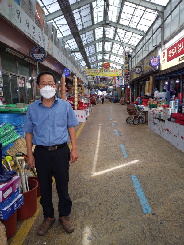 부안상설시장 식당 상차림비 자발적 인하