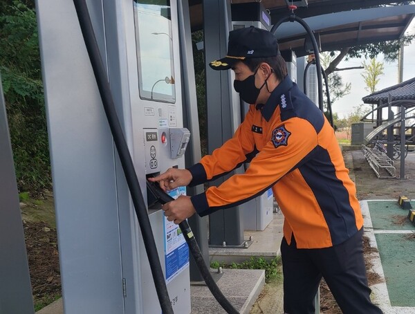 김병철 부안소방서장, 전기자동차 충전시설 화재안전컨설팅