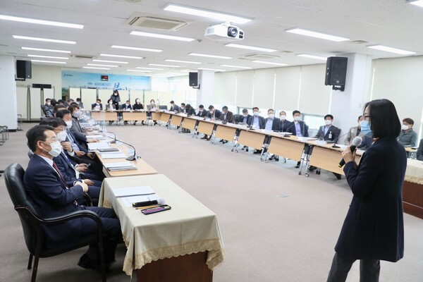 부안군, 5급 이상 고위직공무원 성매매·가정폭력 예방교육 실시