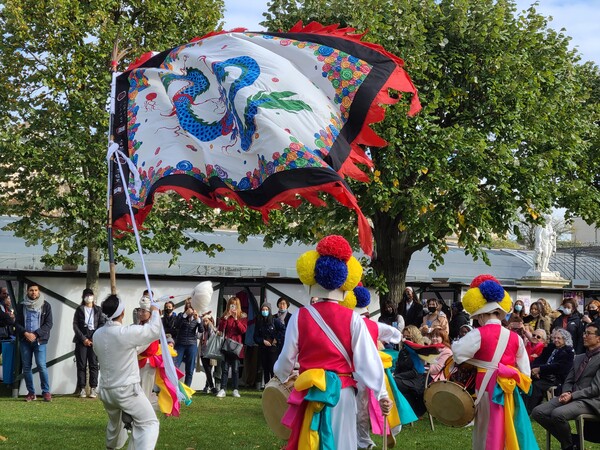 전통예술원 타무, 프랑스에서 부안농악 공연