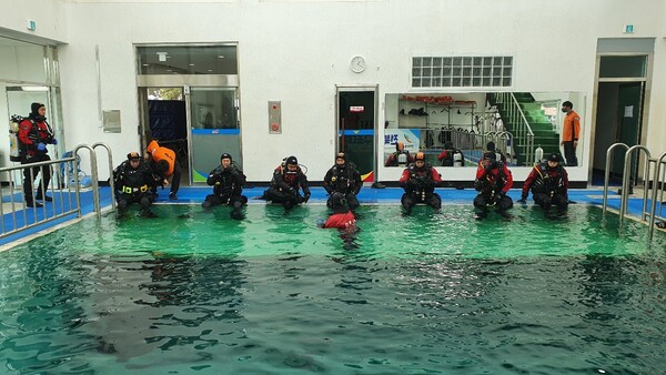 부안소방서 구조대원 특별수난구조 훈련 실시