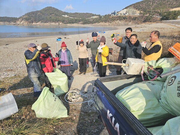 위도면, 새해맞이 해양쓰레기 정화활동 전개