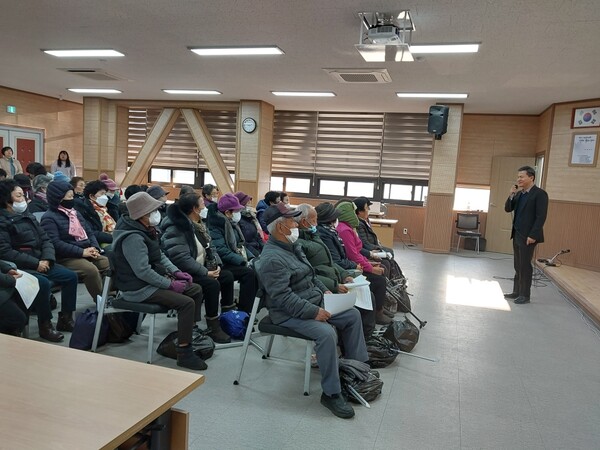 행안면, 노인공익활동사업 발대식·안전교육 실시