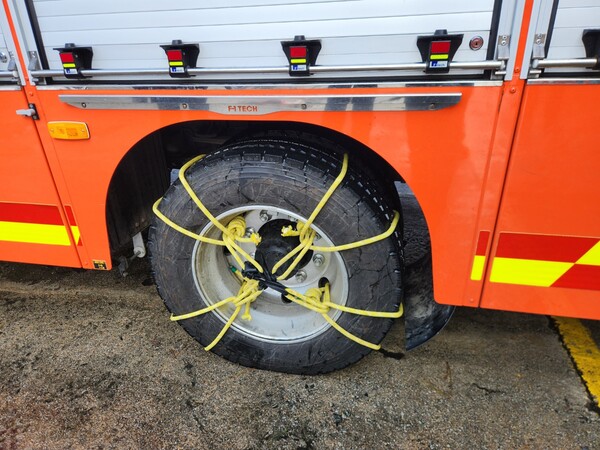 부안소방서, 겨울철 눈길 비상용 체인 장착법 교육