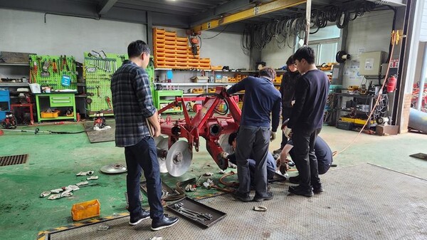 부안군, 농번기 농기계임대사업소 확대 운영