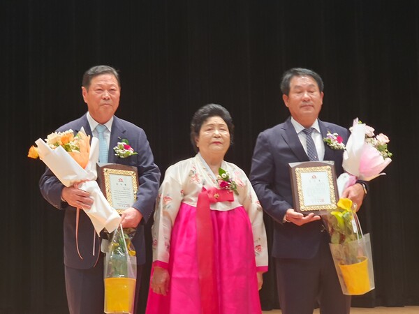 부안군산림조합 오세준 조합장, 장애인의날 감사패 수상
