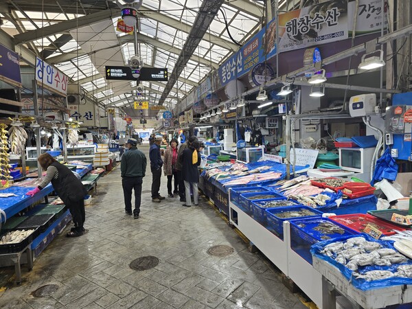 부안군, 국내산 수산물 소비 촉진 온누리상품권 환급행사 진행