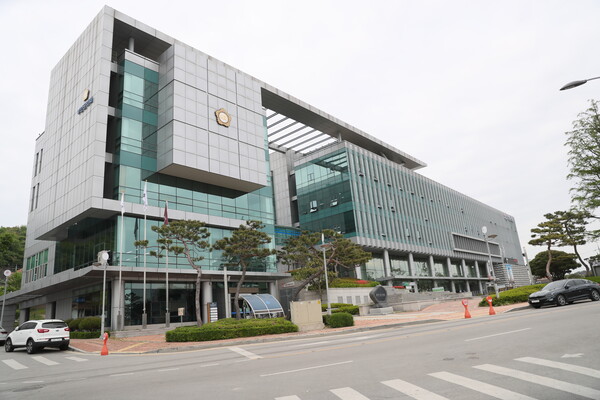 부안군 의회 전경