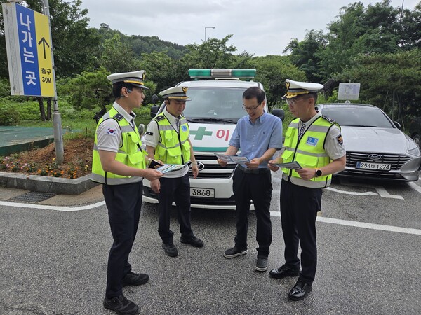 부안경찰, 비긴급 구급차 법규위반 금지 홍보