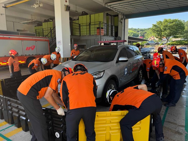 부안소방서, 전기차 화재 진압 훈련 실시