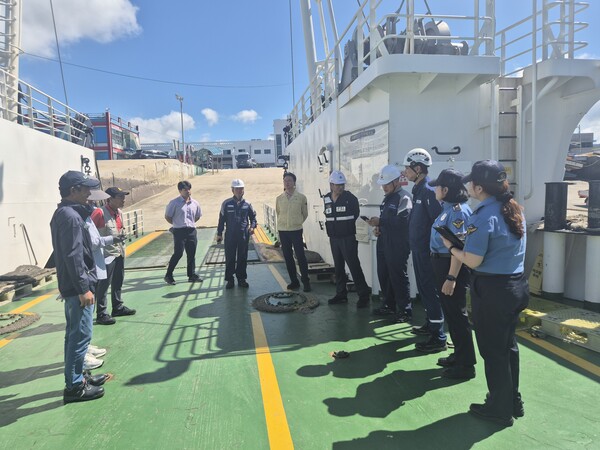 부안군, 추석 연휴 대비 연안 여객선 안전사고 예방 합동 특별점검 실시