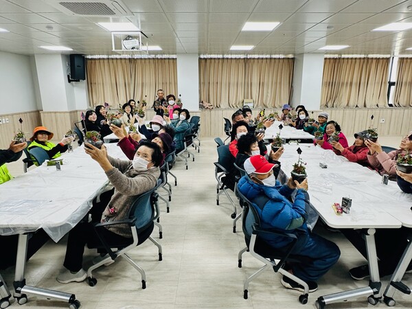 주산면 지사협, 특화사업 ‘청춘영화관, 청춘배움터’ 추진